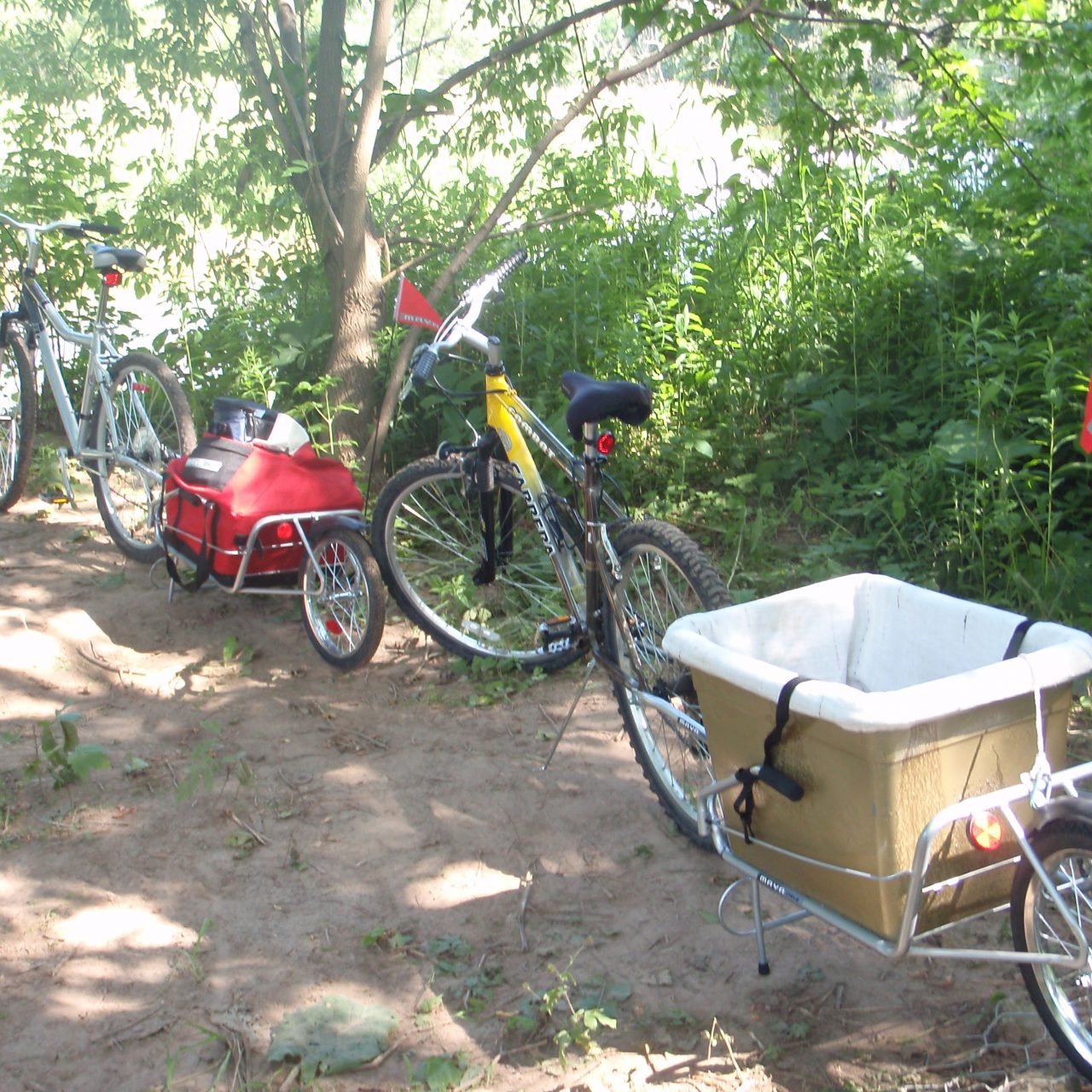 Maya Cycle trail riding